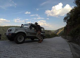 Atravesando los Andes con un Suzuki Samurai