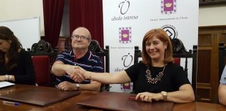 Espacio de ocio para bailar y ocio para las personas mayores en Úbeda