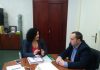 El presidente de Hoteles expone a a delegada de Conocimiento los problemas de fibra óptica que tienen algunos establecimientosde la provincia
