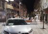África Colomo pregunta al alcalde sobre la instalación de los coches promocionales en la calle