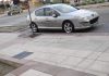 Varios coches amanecen pintados con spray en la zona del Bulevar