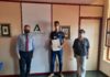 El delegado de Educación y Deporte recibe al campeón de España de Salto de Altura