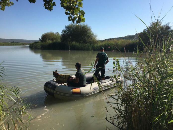 Guardia Civil, busqueda en el río guadiana menor