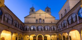 Consejo de Gobierno de la Junta de Andalucía se celebra en el antiguo Hospital de Santiago de Úbeda