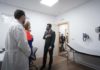 El presidente de la Junta inaugura el Centro de Salud de Jimena, una reclamación de los vecinos desde hace más de diez años