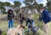 Plantación de especies autóctonas para conmemorar el 28F