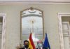 Reyes aborda con con el ministro Iceta la situación socioeconómica y actuaciones del Gobierno central en la provincia