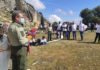 Escolares aprenden el respeto medioambiental con la suelta de un águila en Sierra Mágina