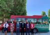 Entrega de un autobús solidario donado por FAMSI para una escuela en Cuba