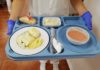 El Hospital Universitario de Jaén ofrece menús veraniegos a los pacientes ingresados