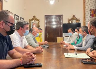 El Ayuntamiento refrenda su compromiso con el Jaén Paraíso Interior FS con el primer acuerdo de patrocinio municipal a través de la marca “Jaén, Jaén Auténtica”