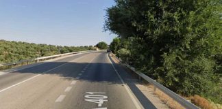 Cuatro heridos en una colisión entre dos turismos en Úbeda