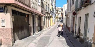 Fallecen dos personas en el incendio de una vivienda en Úbeda
