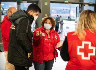 La RFEF y la Cruz Roja, juntas de forma solidaria en el Olivo Arena