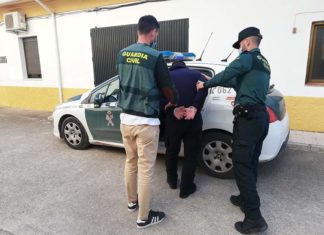 La Guardia Civil detiene a cinco personas como presuntos autores de varios delitos de robo