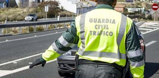 La Guardia Civil investiga a un conductor por conducción temeraria tras evadirse de un control establecido
