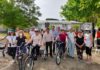 Más de 200 personas mayores y escolares participan en un encuentro intergeneracional en la Vía Verde del Aceite