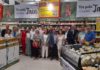 Más de 40 productos de Degusta Jaén lucen sus bondades en Carrefour Jaén a través de una muestra que durará diez días