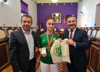 Reconocimiento a jóvenes deportistas de Jaén