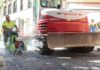 Reparación integral de la calle Álamos con el refuerzo de la base y la colocación de un tipo de adoquín