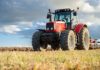 Muere un hombre arrollado por un tractor en Fuente Palmera