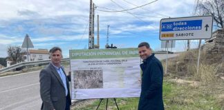 Diputación construirá un carril peatonal en la carretera JA-6106 de acceso a Torreperogil desde la A-32