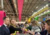 El oleoturismo y la gastronomía de Jaén conquistan al público que se acerca al estand en Fitur 2023