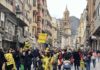 Casi tres mil escolares en el pasacalles infantil