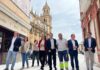 Abierta desde al tránsito peatonal la calle Maestra, ya preparada para acoger los desfiles de Semana Santa