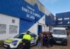 La Policía Local ayuda a escolares Alfredo Cazabán traslado de 500 kilos de comida Banco Alimentos