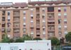 Entrega diplomas a los voluntarios que han tomado parte en el Campo de Voluntariado Arqueológico de Marroquíes Bajos