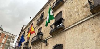 Día de luto y minuto de silencio en Villanueva del Arzobispo