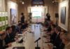 Reyes pide al presidente de la Junta una reunión para abordar la presencia de la provincia en Fitur 2024