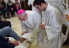 El Obispo de Jaén realiza el «Lavatorio de los pies» en la prisión provincial