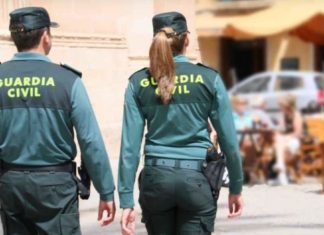 El subdelegado del Gobierno en Jaén felicita a la Guardia Civil