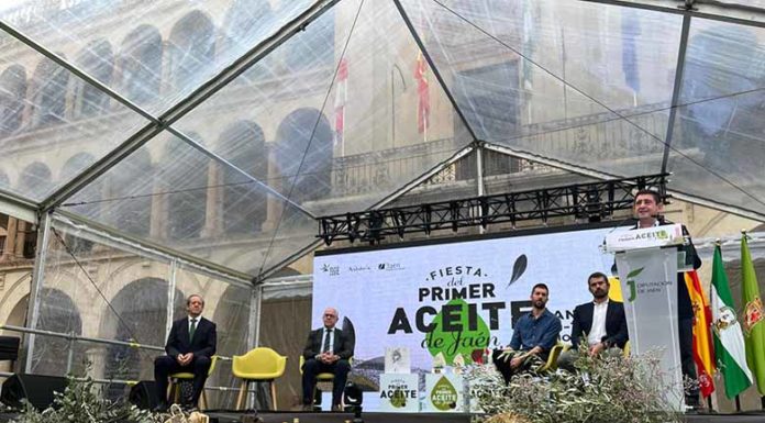 Reyes remarca que la Fiesta del Primer Aceite ayuda a situar a la provincia de Jaén como referente mundial del olivar