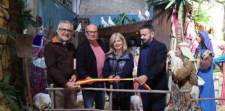 Inauguración del Belén de la Cofradía de Nuestra Señora de la Soledad y María Magdalena