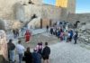 Éxito de la visita teatralizada Rey Alhamar en Castillo de Santa Catalina