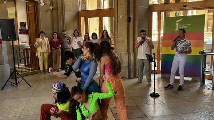 ORGULLO Acto Día ogullo LGTBI (5)