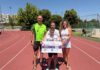 Cheque solidario Maratón en Pista a “Todos con Adriana y el Síndrome de Pitt Hopkins”