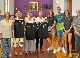 El alcalde e Jaén recibe al Unicaja Atletismo