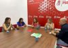 El PSOE denuncia el “maltrato” de la Junta a las matronas y exige a Juanma Moreno que mejore su situación