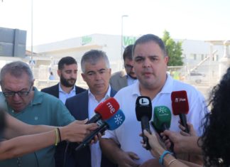El PSOE pone en valor los 8 millones de euros del Gobierno a Valeo Martos frente a 7 años de “manos vacías” de Juanma Moreno