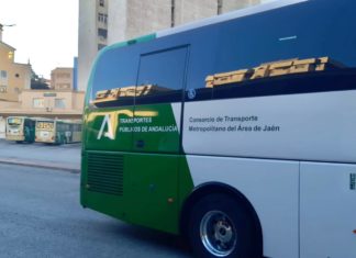 La Junta intensifica el servicio matinal de transporte metropolitano en la Feria y Fiestas de Martos