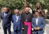 Paco Reyes participa en la inauguración del conjunto escultórico dedicado al cofrade jiennense