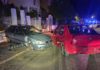 Un conductor ebrio provoca un aparatoso accidente en la urbanización Azahar