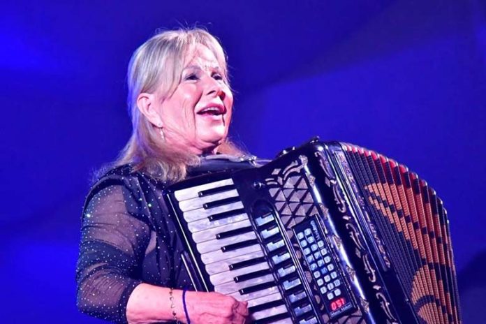 Ubeda maria jesus y su acordeon