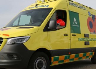 Muere un hombre tras caer accidentalmente desde el tejado de una vivienda en Martos