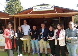 Catas, visitas guiadas y talleres sobre la cultura del AOVE marcan la segunda jornada de la XII Fiesta del Primer Aceite de Jaén