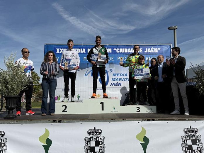 MEDIA MARATON Podio general media masculino